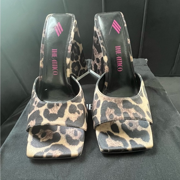 Leopard Devon Attico Pimps brand new in size 38 - Picture 1 of 4